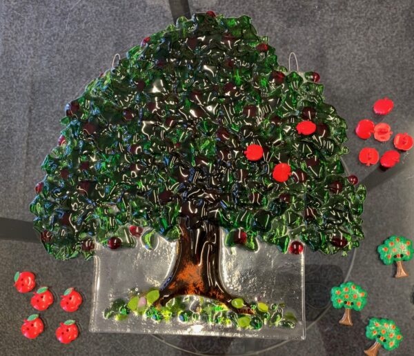 IMG_4234 (1) Dill nööp: Õunake või õunapuu