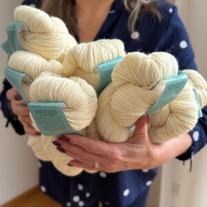 SOFFIE CRAFTS: Hand-Dye 4ply ja 6ply (sobilik ka käsitsi värvimiseks)