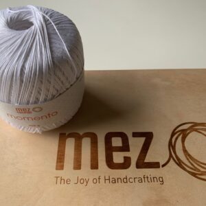 Mez Cucirini: Momento6 100grammiste poolidena